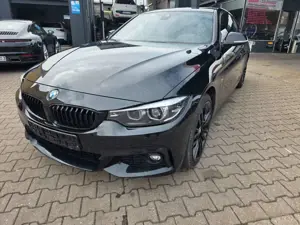 BMW 440 i Coupe  xDrive M Sportpaket schwarz/schwarz