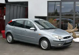 Ford Focus 2.0 Ghia Autom.