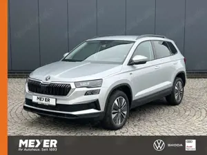 Skoda Karoq Tour 1.5 TSI DSG *AHK, 17" LM-Felge, Navi, ACC*