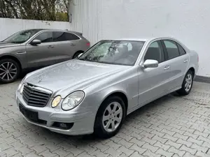Mercedes-Benz E 230 CGI Limousine/Shz/Klima-Auto/PDC/Navi
