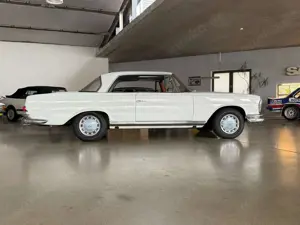 Mercedes-Benz 220 220 Coupé SE W111 (SEB/C)