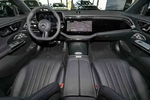 Mercedes-Benz E 450 d 4M LIM AMG MBUX+360°+DIG-LED+AHK+Standhz Bild 5