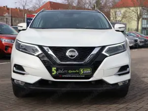 Nissan Qashqai 1.3 DIG-T N-Connecta Panorama Navi 360° Bild 3