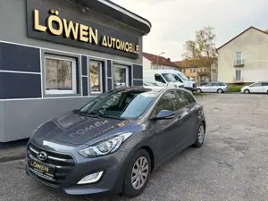 Hyundai i30 blue Trend "I.Hand - Klimaauto. - Scheckheft"