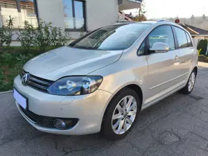 Volkswagen Golf Plus Top gepflegtes Fahrzeug, sieht nicht nur außen praktisch neu aus, sondern auch 