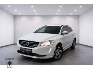 Volvo XC60 Momentum 2WD Pano/Soundsystem/ElHeckklappe/Klimaau