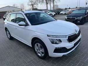 Skoda Kamiq 1,0 TSI*Selection*NW+TZ/Navi/1.Hd./LED/PDC Bild 2