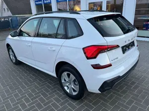 Skoda Kamiq 1,0 TSI*Selection*NW+TZ/Navi/1.Hd./LED/PDC Bild 4