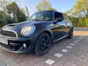 MINI One Cooper SD, Automatik, Navi, Unfallfrei