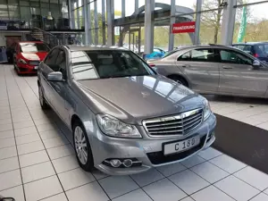 Mercedes-Benz C 180 ELEGANCE AUTOMATIK SHZ TEMPO PTS Bild 2
