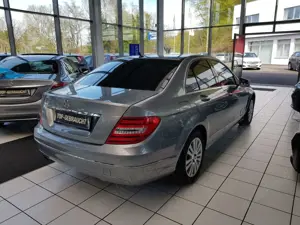 Mercedes-Benz C 180 ELEGANCE AUTOMATIK SHZ TEMPO PTS Bild 3