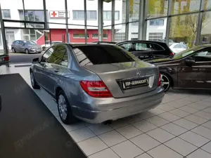 Mercedes-Benz C 180 ELEGANCE AUTOMATIK SHZ TEMPO PTS Bild 4