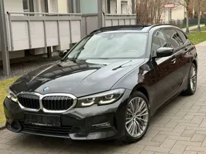 BMW 330 d xDrive"Sport Line"Pano/Leder/MSportfahrwerk