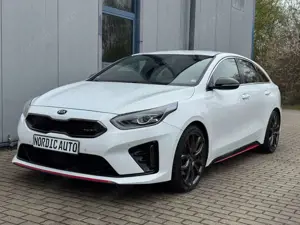 Kia ProCeed / pro_cee'd GT 1.6 TGDI+JBL+8fach+CAM+LenkradHZG+BLIS
