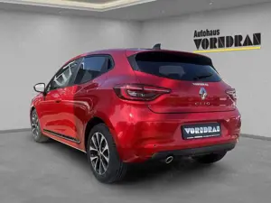 Renault Clio Bild 4