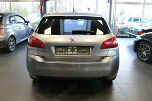 Peugeot 308 1.5 BlueHDi Allure Pack Bild 5