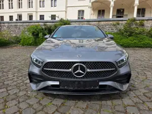 Mercedes-Benz A 180 A-Klasse 7G-DCT AMG Line Advanced Plus