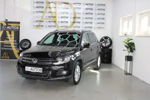Volkswagen Tiguan Sport  Style BMT+NAVI+AHK+SHZ+PDC+