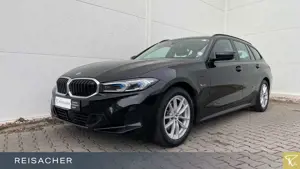 BMW 330 e A xDrive Tou LCPro.HuD,ACC,RFK,adLED