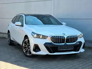 BMW 530 e M Sport (Kamera/Panorama/HK)