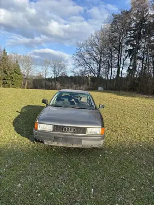 Audi 80