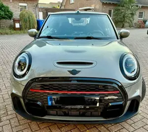MINI John Cooper Works Cabrio Mini John Cooper Works Cabrio Aut. Essential Trim