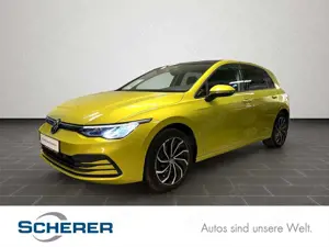 Volkswagen Golf VIII 1,0 TSI Life, Navi, Sitzh., Pano, Kame