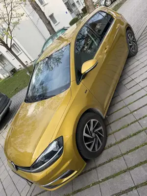 Volkswagen Golf Bild 1