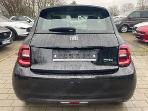 Fiat 500e Action Bild 3