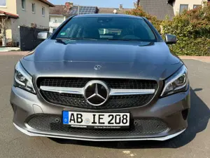 Mercedes-Benz CLA 200 CLA Shooting Brake 200 d 4Matic 7G-DCT UrbanStyle Edition