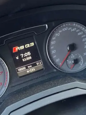 Audi RS Q3 RS Q3 2.5 TFSI quattro S tronic Bild 4