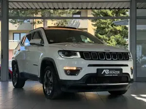 Jeep Compass Limited 4WD /PANO/SHZ/L-HEIZ/PDC