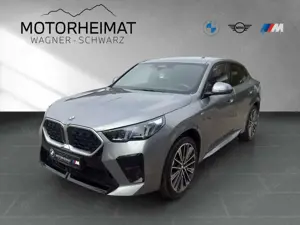 BMW X2 sDrive20i M Sport 20" IconicGlow ACC 360° AHK
