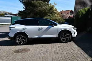 Nissan Qashqai 1.3 Tekna+ MHEV  Xtronic  20" Facelift24