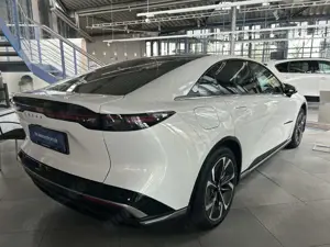 Mazda 6e EV 245ps Long Range 1AT RWD Takumi Bild 3