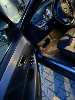 Mercedes-Benz 220