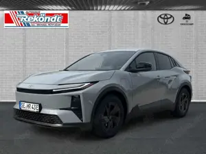 Toyota C-HR + 165 kW Teamplayer ACC SHZ LHZ RFK PDC NAVI Bild 1