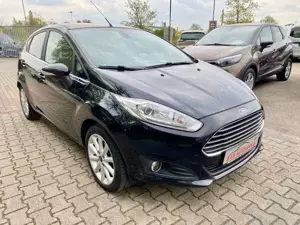 Ford Fiesta Titanium/ Gr. Inspektion Neu( Zahnriemen)