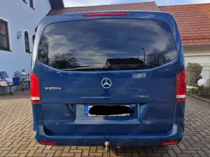 Mercedes-Benz V 200 V-Klasse Diesel (BlueTEC) d kompakt Avantgarde Bild 4
