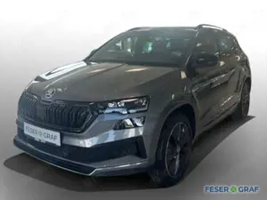 Skoda Karoq Sportline 1,5 TSI 110 kW 7-Gang-DSG AHK KAM Bild 2