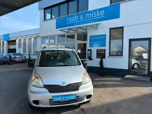 Toyota Yaris 1.3 linea sol *Klima/ZV/Radio*