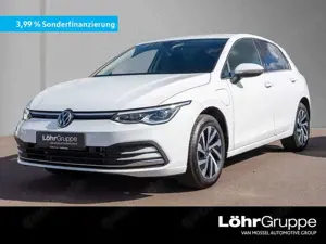 Volkswagen Golf VIII 1.5 TSI DSG eHybrid Style AHK, ZGV
