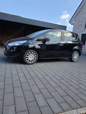 Ford B-Max 1.0 EcoBoost COOLCONNECT Bild 2