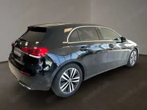 Mercedes-Benz A 220 A-Klasse 220d Progressive 2.0 190 8G-DCT NAVI/SHZ Bild 3