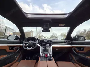 Lamborghini Urus 840PS.Pan.Sitzlüf/Mass.BOLenk.Hzg.Insp.neu Bild 3