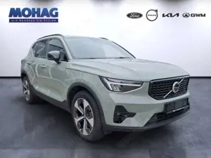 Volvo XC40 B3 Plus Dark *360-Grad-Kamera*Sound by Harman Kard Bild 2