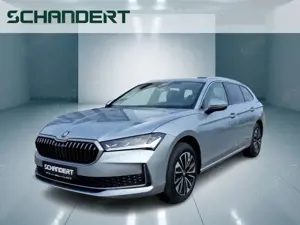 Skoda Superb Combi 2.0 TDI Selection DSG 4x4 Matrix AHK Navi