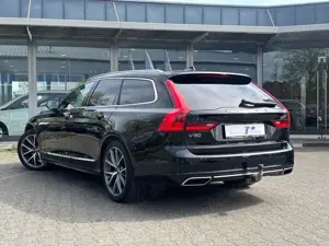 Volvo V90 Inscription AWD Panorama AHK Kamera Carplay Leder Bild 4