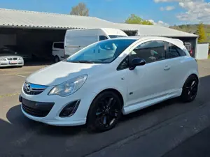 Opel Corsa D 1.6 OPC-Line 150PS Color Edition 2.Hand