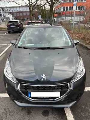 Peugeot 208 208 Active 1,2 VTi 82 Active